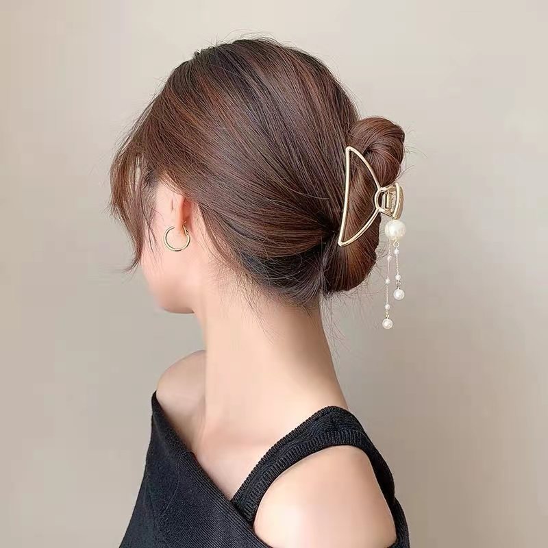 Metal Bow Pearl Pendant Hair Clip
