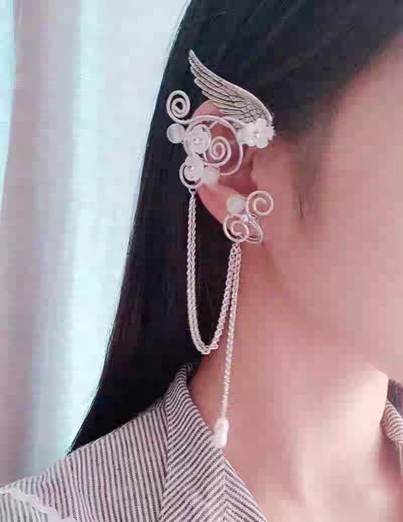 Qingqiu Fox Antique Ear Clips Long Tassel Elf Earrings